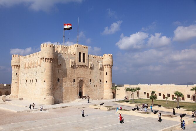 From Cairo: Alexandria Catacombs and Citadel Day Trip with Lunch - Qaitbay Citadel brings the sea into the story