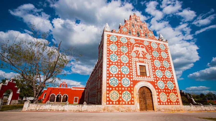 From Cancun: Ek Balam and Cenote Tour with Lunch & Transfer - A short look at Uayma’s colonial architecture