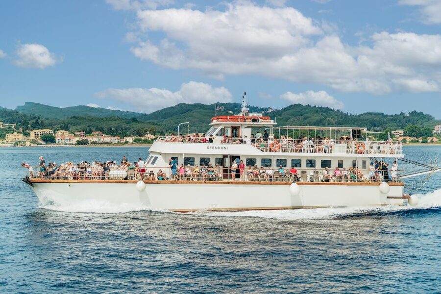 From Corfu Island: Antipaxos & Paxos Blue Caves Boat Cruise - The early start and getting a good seat