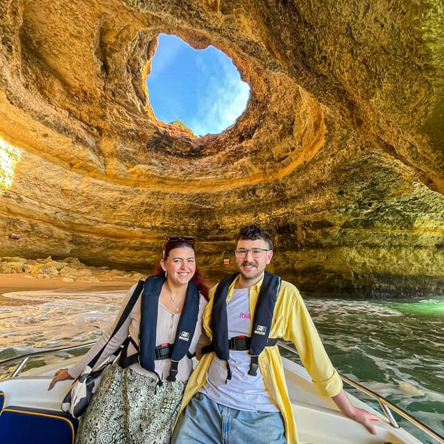 From Faro: Boat trip to Benagil Cave & Praia da Marinha - From Faro Train Station to Benagil