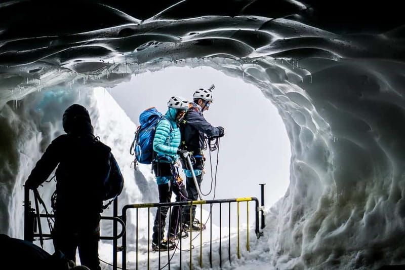 From Geneva: Chamonix, Mont Blanc & Ice Cave Guided Day Tour - Who should book this experience?