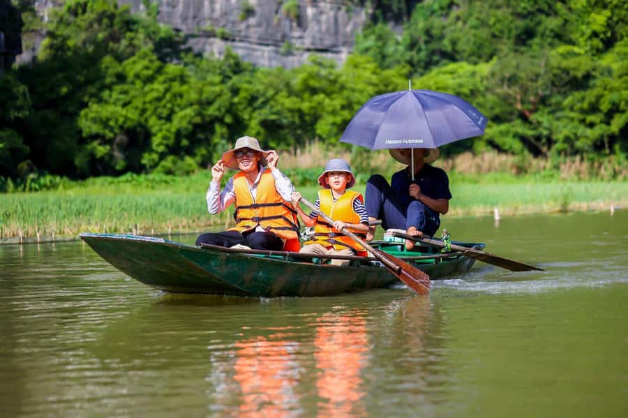 From Hanoi: Hoa Lu, Tam Coc, and Mua Cave Adventure Day Tour - Group size, guides, and the pace of the day
