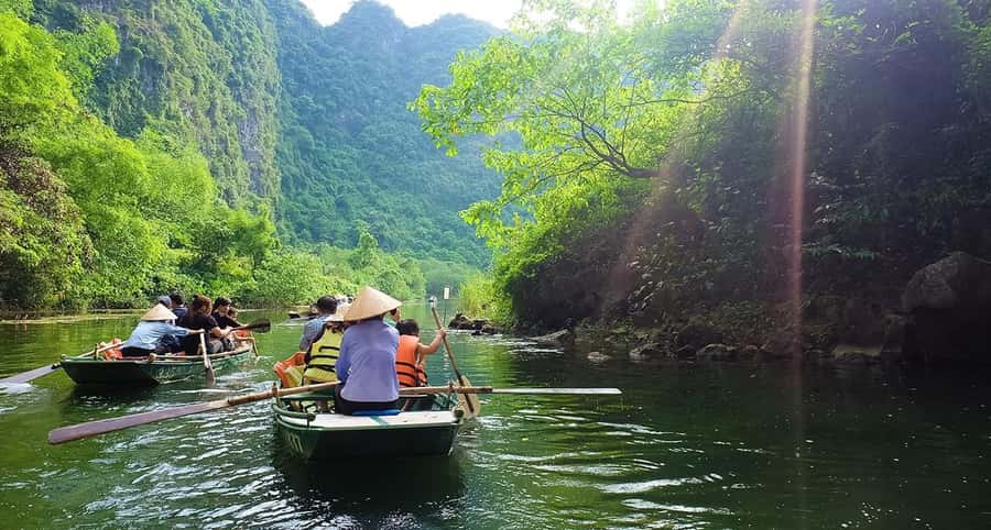 From Hanoi: Hoa Lu, Tam Coc, and Mua Cave Adventure Day Tour - Is $35 good value?