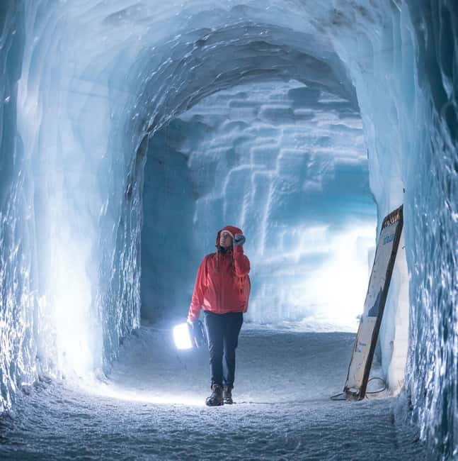 From Húsafell: Into the Glacier Ice Cave Adventure - From Húsafell to the glacier