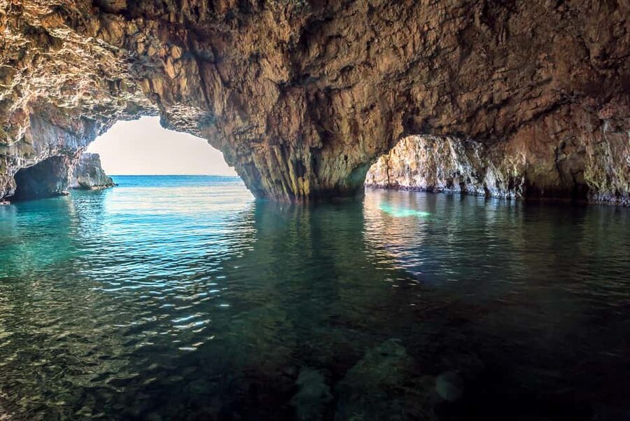 From Hvar: Blue Cave, Green Cave & 5 Islands Speedboat Tour - What the $123 price really covers