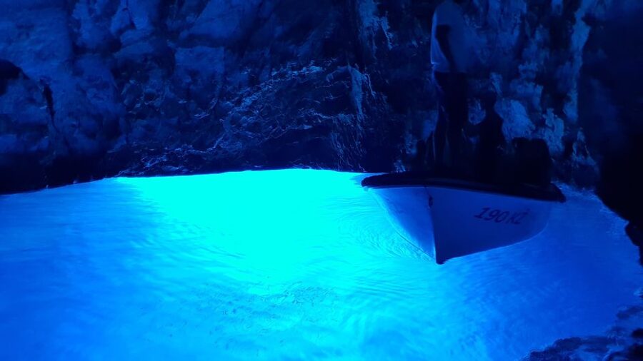 From Hvar: Vis Island and Blue Cave Speedboat Tour - Why this Hvar boat trip works so well