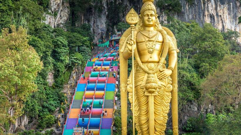 From Kuala Lumpur: Private Batu Caves Cultural Tour - Why Batu Caves is worth leaving central Kuala Lumpur