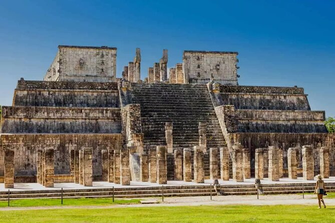 From Merida: Chichen Itza Tour, Izamal, Cenote Ik Kil and Food - The 7:00 a.m. start and the ride to Chichén Itzá
