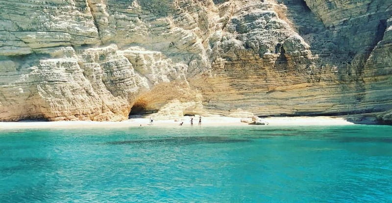 From Naxos: Koufonisia Boat Cruise and Rina's Cave w/ Lunch - Key points to know before you book