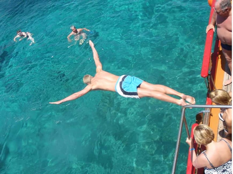 From Naxos: Koufonisia Boat Cruise and Rina's Cave w/ Lunch - The return cruise and the feel on board
