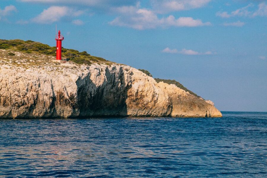 From Omis: Blue Cave & 5 Island Speedboat Tour - What the $147 price includes