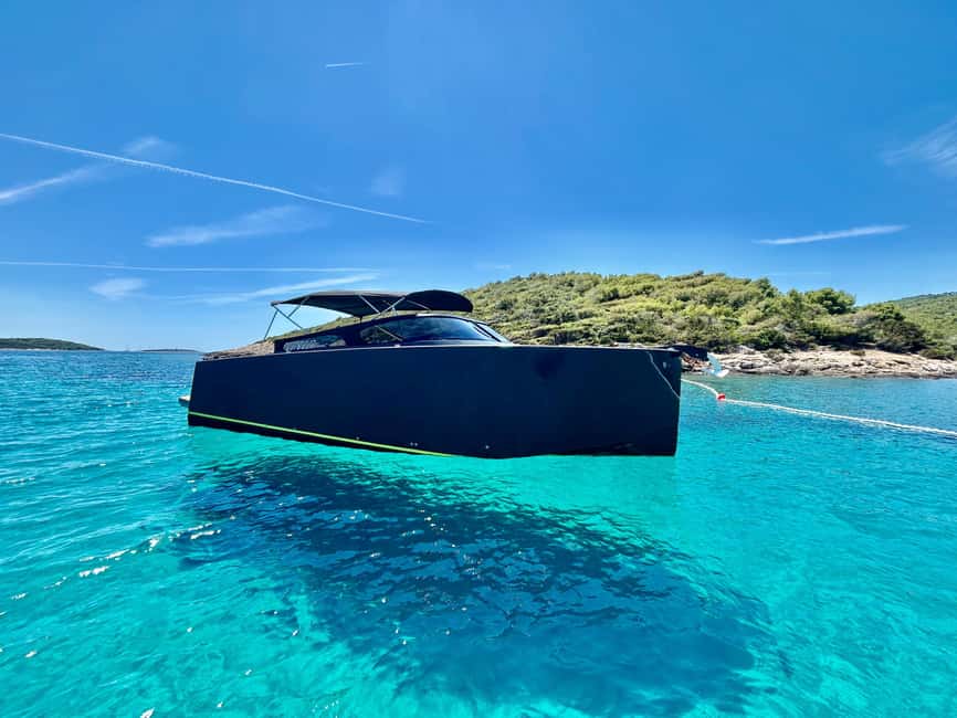From Split: All-inclusive Blue Cave Tour with Grilled Lunch - The day in five useful details