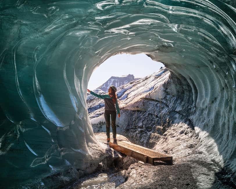 From Vik: Katla Ice Cave & Super Jeep Tour - Getting ready for the glacier