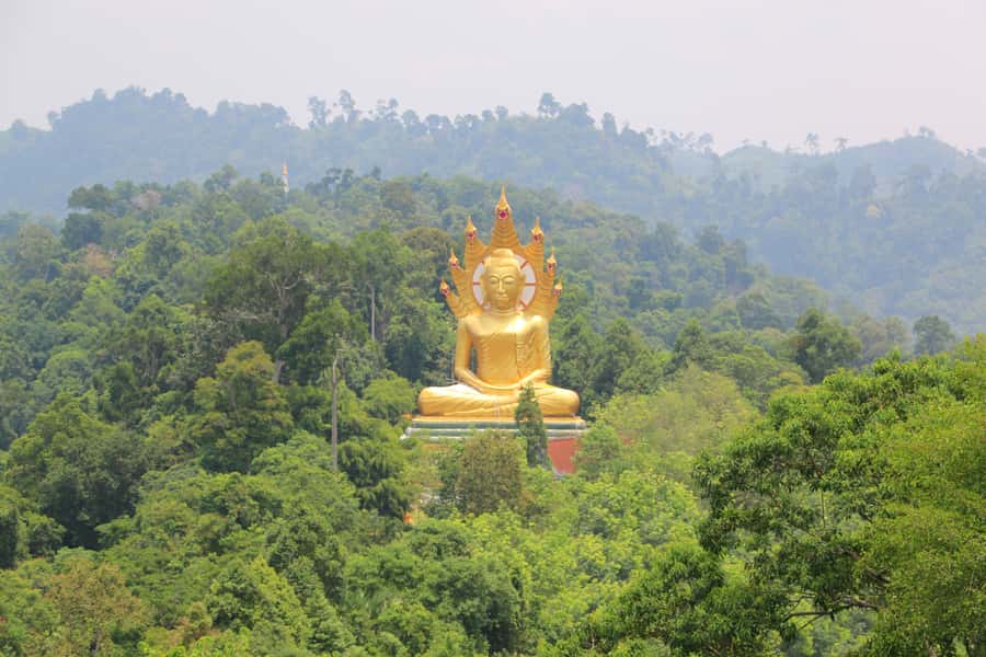 Full-Day Temple Tour Including Dragon Cave from Khao Lak - Who should book this $77 temple tour?