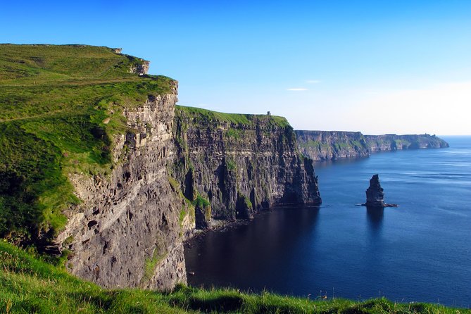 Galway to Cliffs of Moher, Aillwee Cave & Dunguaire Castle Tour - Lunch in Doolin, not beside the cliff café