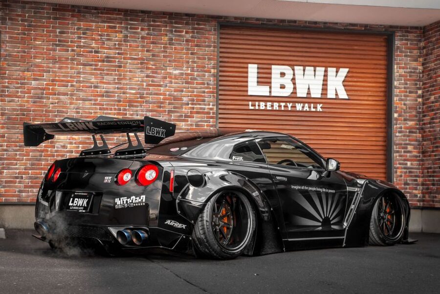 GT-R35 800hp Club Membership - secret underground car meet - Timing, comfort, and family suitability