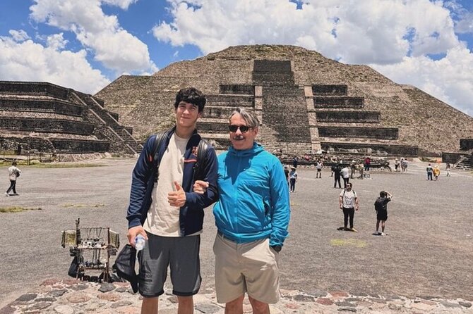 Guided Tour in Teotihuacan with Cave Breakfast and Transportation - The Pyramid of the Moon and the archaeological zone