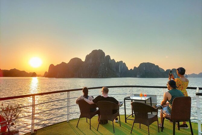 Ha Long Bay Cruise Day Tour - Cave, Kayaking, Swimming & Lunch - Guides, organization, and the human side