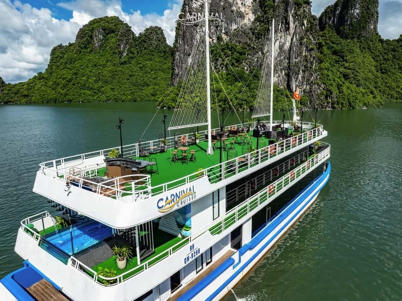 Halong Bay: Luxury Day Cruise, Caves, Kayak & Buffet Lunch - Luon Cave by kayak or bamboo boat