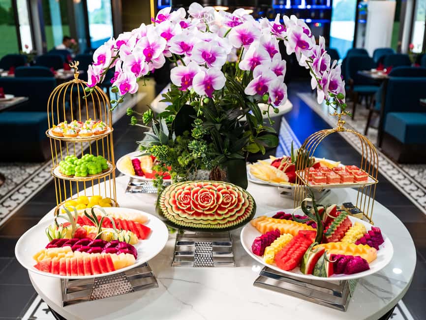 Halong Bay: Luxury Day Cruise, Caves, Kayak & Buffet Lunch - Titov Island for swimming and the best view