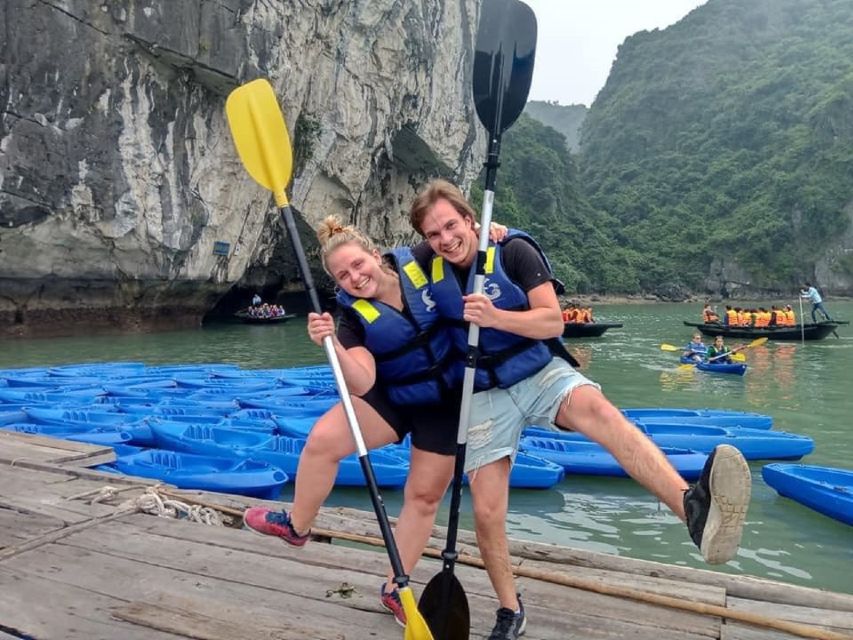 Hanoi: Islands & Caves Ha Long Cruise with Lunch & Kayaking - Seafood Lunch on the Water
