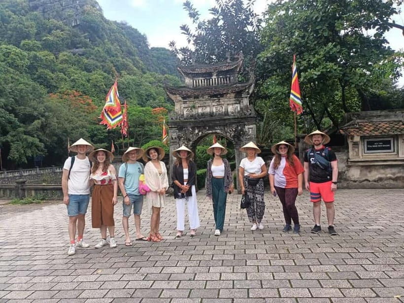 Hanoi/Ninh Binh: 1-Day Tam Coc/Trang An, Hoa Lu & Mua Caves - Why this $45 day trip works