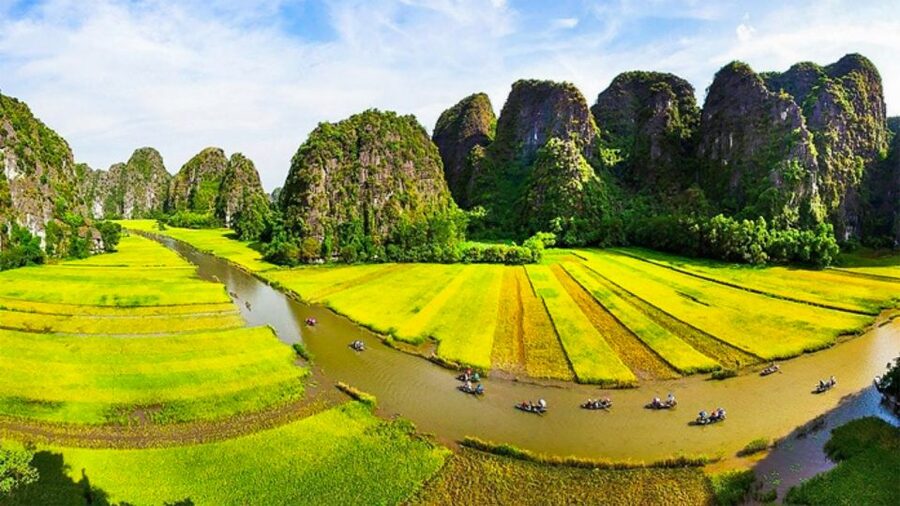 Hanoi/Ninh Binh: 1-Day Tam Coc/Trang An, Hoa Lu & Mua Caves - Cycling through the villages