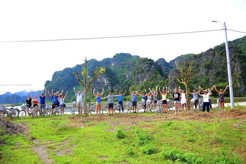 Hanoi/Ninh Binh: 1-Day Tam Coc/Trang An, Hoa Lu & Mua Caves - Comfort, crowds, and the physical effort