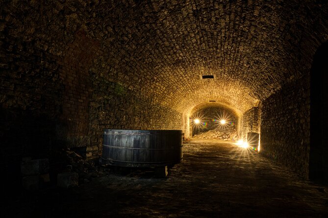 Hidden Brewery Caverns Tour in Cincinnati with Beer Tasting - Key things to know before entering Cincinnati’s beer tunnels