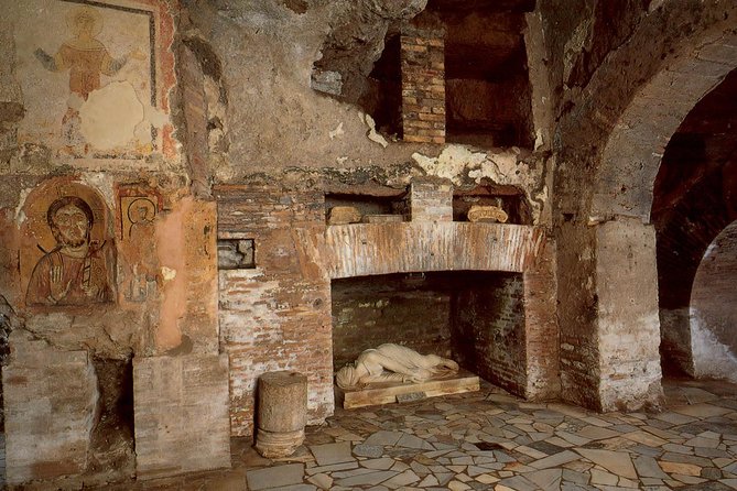 Hidden Gems & Rome Catacomb Semi Private Tour by golf cart - Saint Callixtus Catacombs and the underground visit