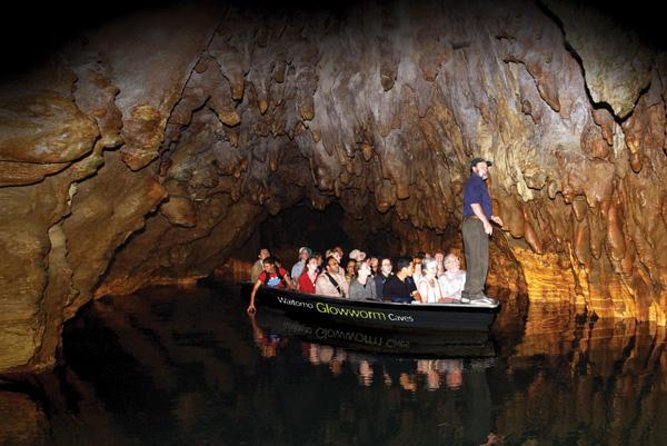 Hobbiton & Waitomo Caves Guided Tour from Auckland with Lunch - Hobbiton Movie Set, where the scenery does the work