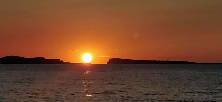 Ibiza: Snorkeling, Sunset Beach and Cave Boat Trip - The cruise to Cala Comte and the west coast views