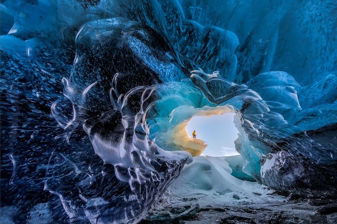 Ice Cave Tour in the National Park of Vatnajökull - Starting at Jökulsárlón glacier lagoon