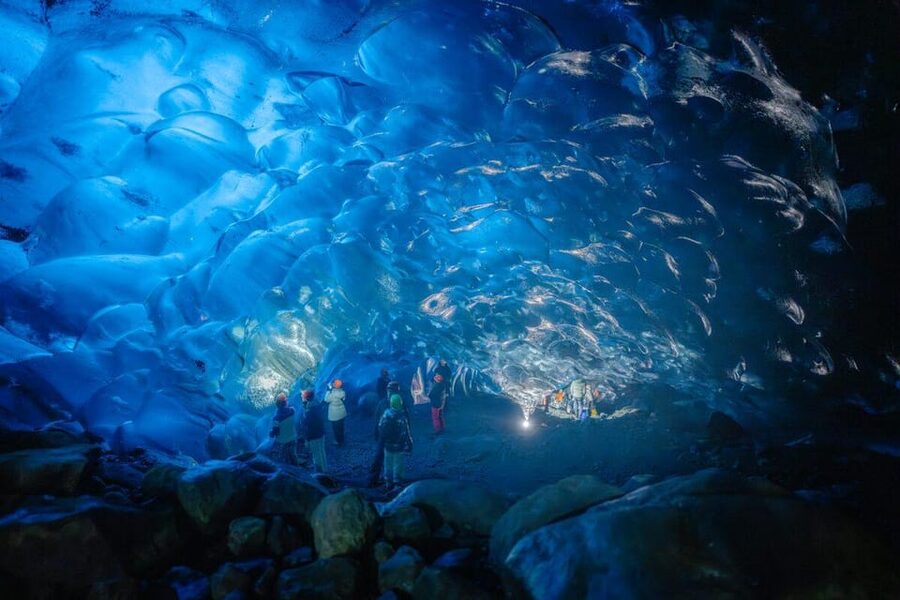 Jökulsárlón: Crystal Ice Cave Super Jeep Tour - Inside the changing blue ice