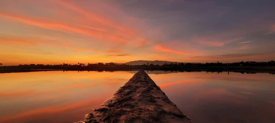 Kampot Countryside include Pepper farm, Salt field & Lake - Morning or afternoon: choose by your priorities