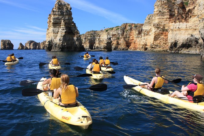 Kayak tour in Lagos to visit the caves. - What the two-and-a-half-hour route feels like