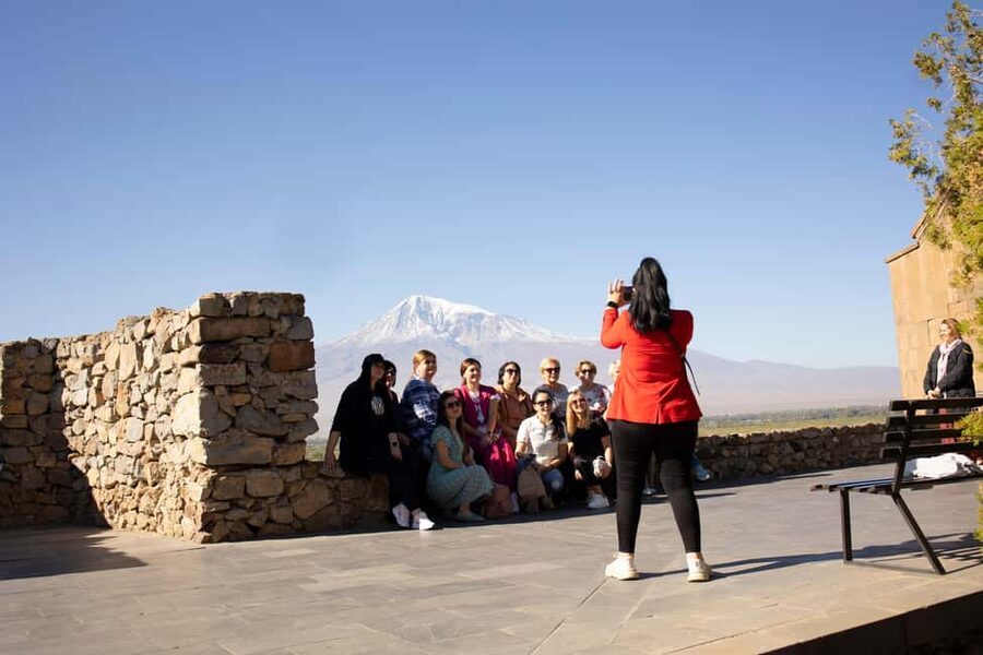 Khor Virap, Noravank and Birds' Cave Trip with Wine Tasting - Who should book this outing?