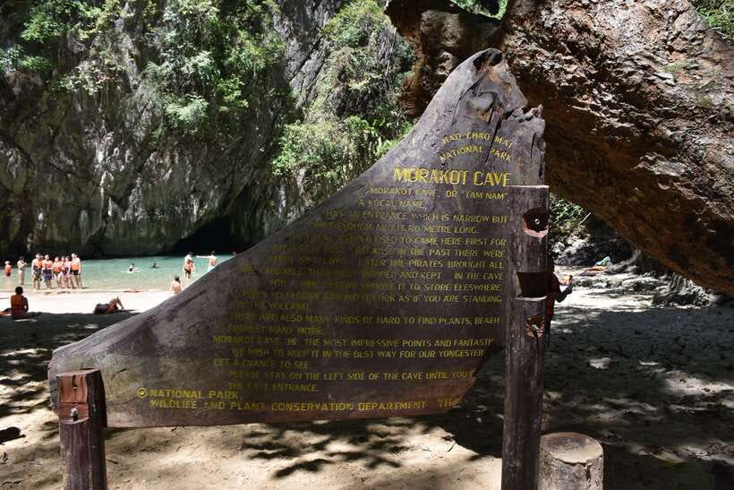 Koh Lanta: 4-Island Adventure Tour to Emerald Cave - Koh Chuak brings the strongest underwater focus
