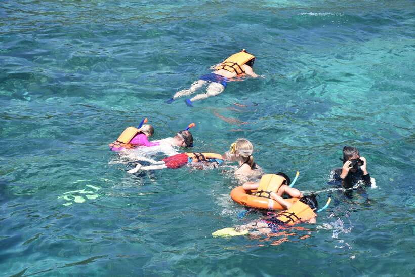 Koh Lanta: 4-Island Adventure Tour to Emerald Cave - Koh Ngai is the quiet finish