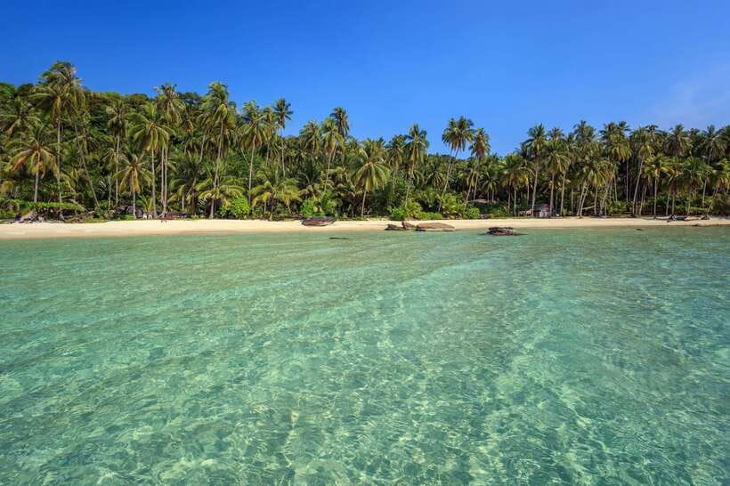 Koh Lanta: 4-Island Adventure Tour to Emerald Cave - Boat comfort, group pace, and physical effort