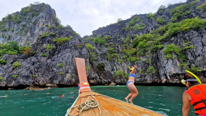 Koh Lanta: 4 Islands, Emerald Cave & Koh Kradan by Longtail - Starting from Koh Lanta Old Town