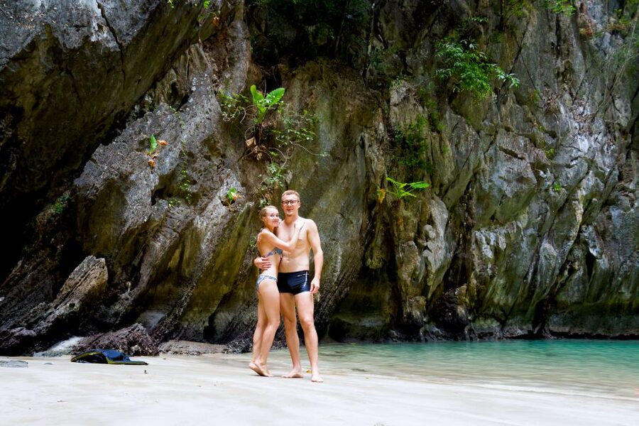 Koh Lanta: 4 Islands, Emerald Cave & Koh Kradan by Longtail - Choosing the final stop: Koh Maa or Koh Kradan
