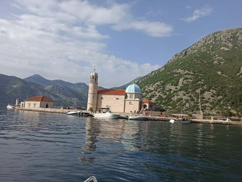 Kotor: Speedboat Tour to Blue Cave and Our Lady of the Rocks - How the speedboat changes the experience
