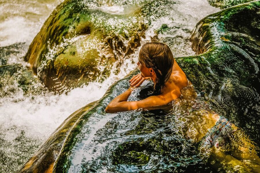 Krabi: Tiger Cave Temple, Emerald Pool and Hot Springs Tour - Tiger Cave Temple and the 1,200-step test