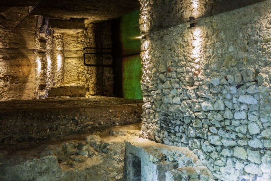 Krakow: Rynek Underground Museum Guided Tour - Who should book this 90-minute tour?