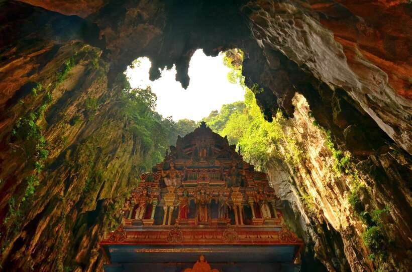 Kuala Lumpur: City Tour & Batu Caves Combo - Batu Caves and the 272-step climb