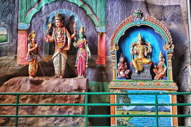 Kuala Lumpur Suburbs Batu Caves Half-Day Tour (SIC/Shared Tour) - Why Batu Caves makes a good first Kuala Lumpur outing