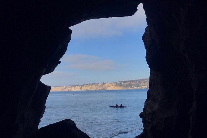 La Jolla Sea Caves Kayak Tour For Two (Tandem Kayak) - The Return Surf Ride to the Beach