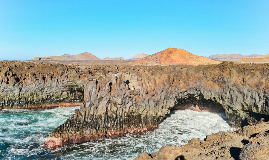Lanzarote: Volcanos of Timanfaya and Caves Tour with Lunch - La Geria and Lanzarote’s unusual vineyards