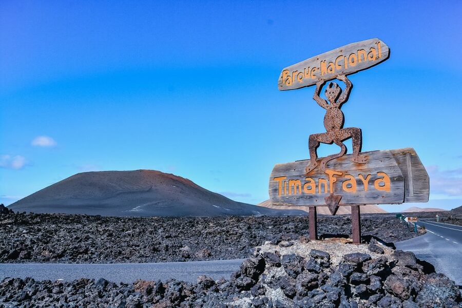 Lanzarote: Volcanos of Timanfaya and Caves Tour with Lunch - Jameos del Agua, the most polished stop